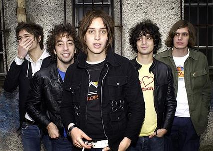 The Strokes oslaví deset let od Is This It jeho coverovou variantou